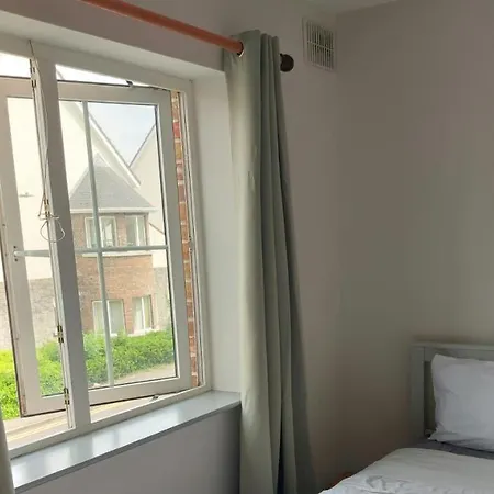 Cathedral Court 恩尼斯